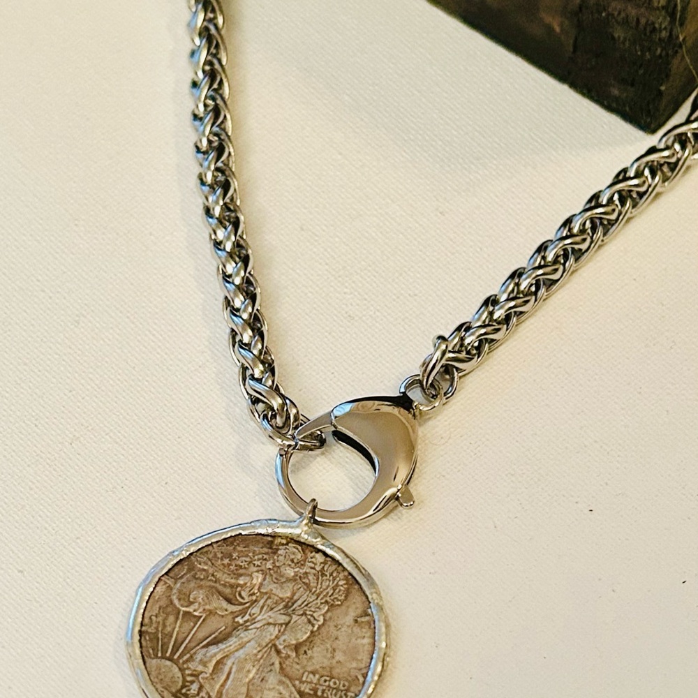 Silver Coin Pendant Necklace Lady Liberty - Picture 9 of 9